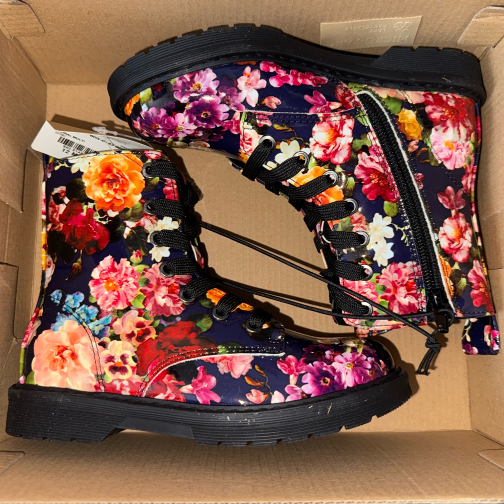 Floral boots